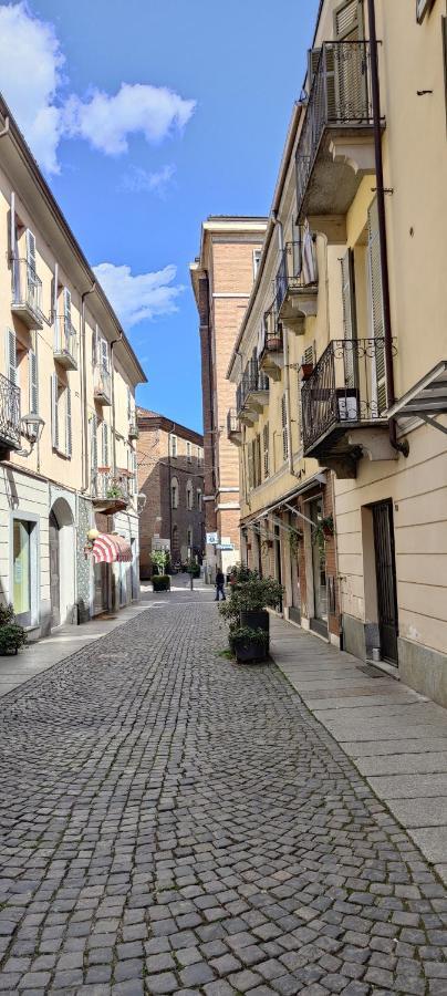 Ca' Balenga - Centralissimo Con Posto Auto Coperto Gratuito Asti Buitenkant foto